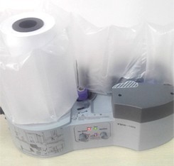 Air pillow roll packing machine inflatable rolling machine